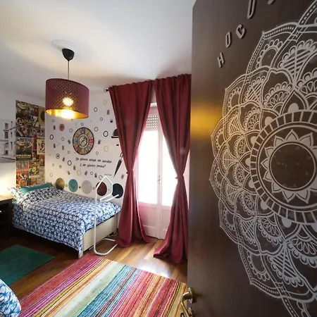 B&bmagichouse Bed & Breakfast *
