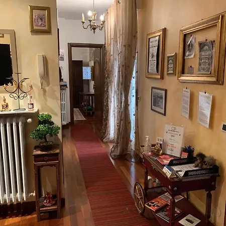 Bed and breakfast B&bmagichouse Novara