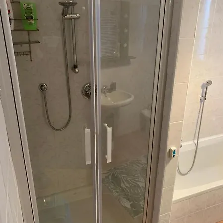 B&bmagichouse 4* Novara