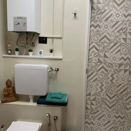 B&bmagichouse ベッド・アンド・ブレックファスト ノヴァーラ