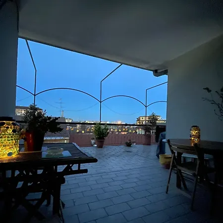 B&bmagichouse 4* Novara