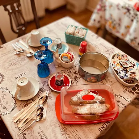B&bmagichouse Bed & Breakfast Novara