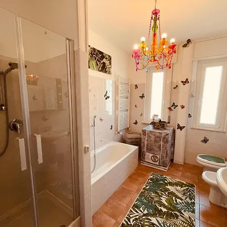 ベッド・アンド・ブレックファスト B&bmagichouse