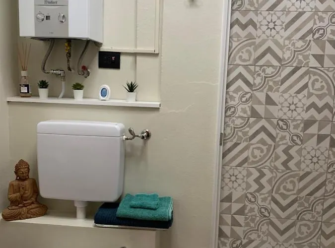 B&bmagichouse Bed and Breakfast Νοβάρα